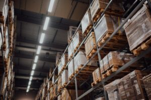 Depósito de una distribuidora de artículos de limpieza y papel